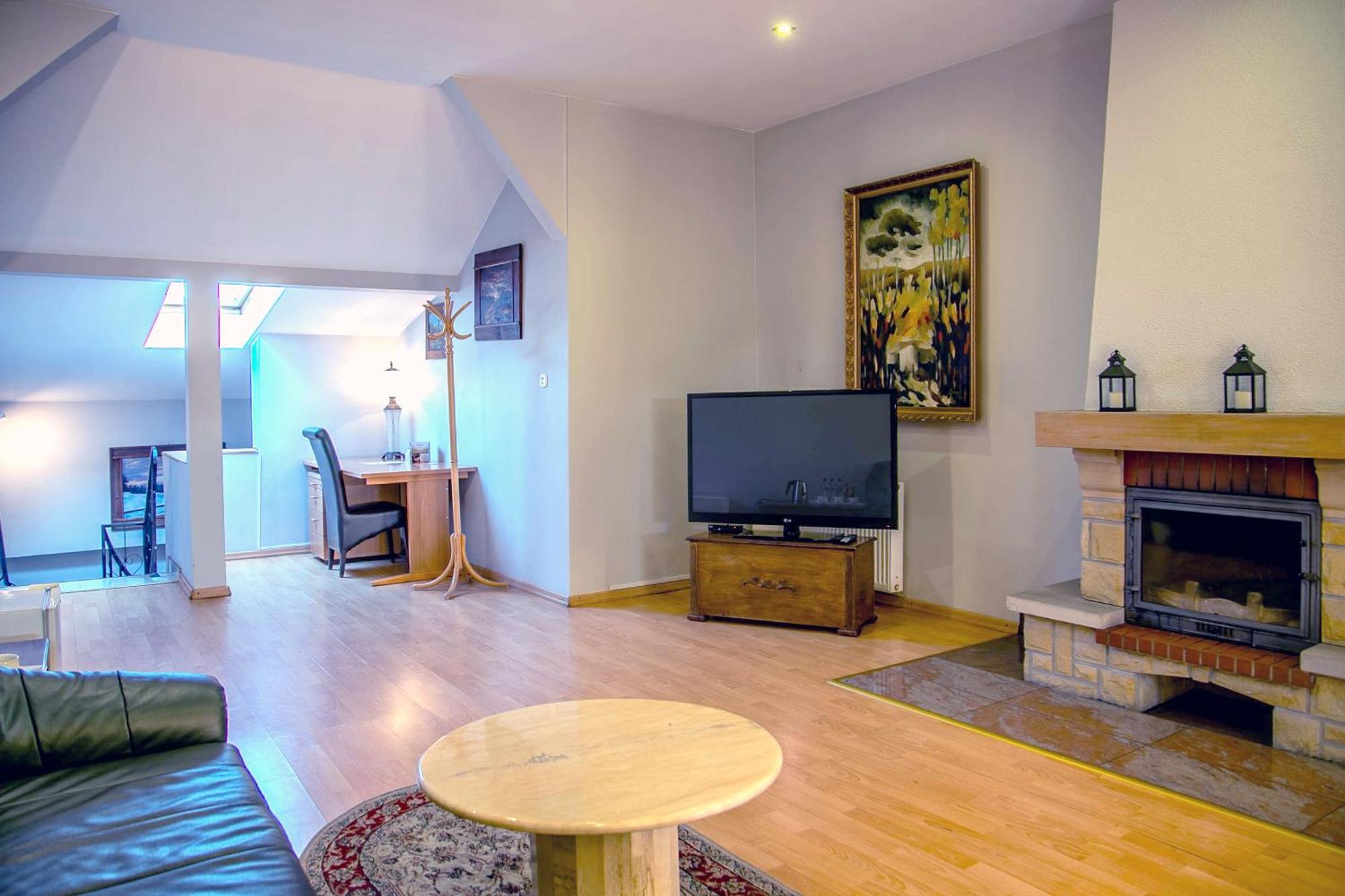 Euro Aparthotel Tarnów 部屋 写真
